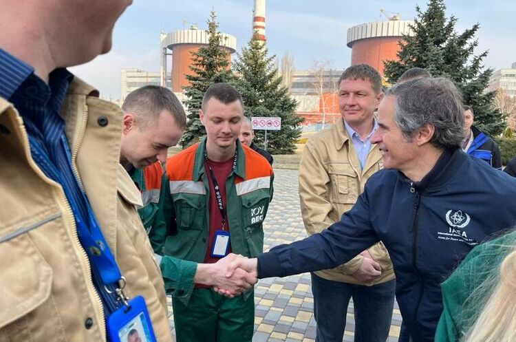 Переговори щодо зони ядерної безпеки навколо Запорізької АЕС зрушили з місця Переговори щодо зони ядерної безпеки навколо Запорізької АЕС зрушили з місця