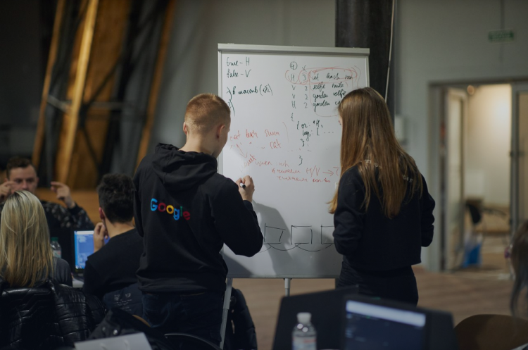 NIX виступили в якості журі та менторів на IT Nation HACK 2.0 NIX виступили в якості журі та менторів на IT Nation HACK 2.0