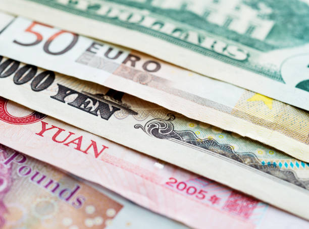 Курси валют на 28 вересня: євро стабілізується в НБУ