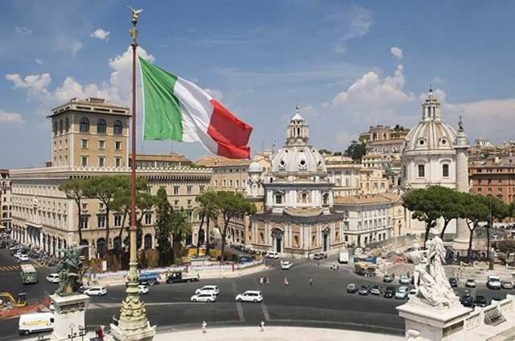 Посольство Італії порекомендувало своїм громадянам залишити росію