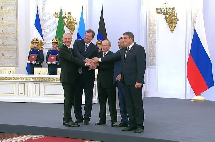 путін оголосив про «приєднання» Донбасу, Херсонської і Запорізької областей