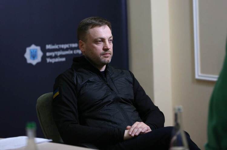 Міністр внутрішніх справ Денис Монастирський У звільненому Лимані виявили поховання на 60 загиблих