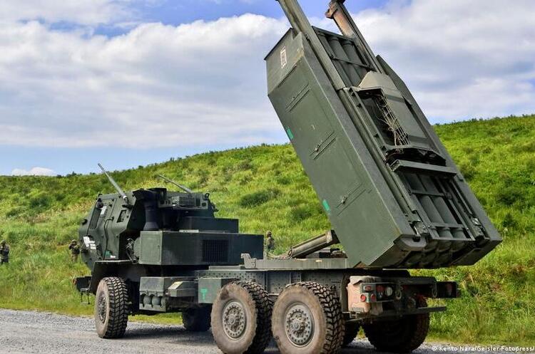 Ще чотири далекобійні HIMARS прибули до України – Резніков Ще чотири далекобійні HIMARS прибули до України – Резніков