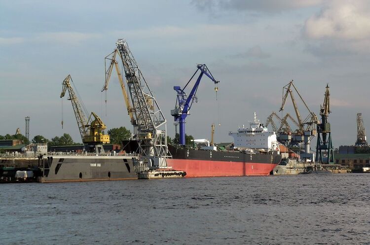Естонія закриває свої порти для суден, зареєстрованих у Російському морському реєстрі судноплавства