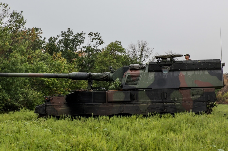 PzH 2000 в Україні Україна отримає більше артилерійських установок PzH2000 та РСЗВ MARS II