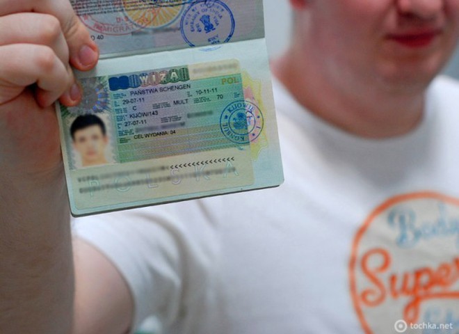 Німеччина не видаватиме шенгенські візи тим росіянам, у яких немає рахунку в європейському банку