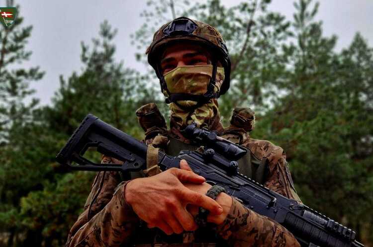 Минулої доби Сили оборони відбили десять атак окупантів на Донбасі Минулої доби Сили оборони відбили десять атак окупантів на Донбасі