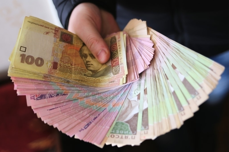 Оборот готівки в банках знизився на 14% за поточний рік Оборот готівки в банках знизився на 14% за поточний рік