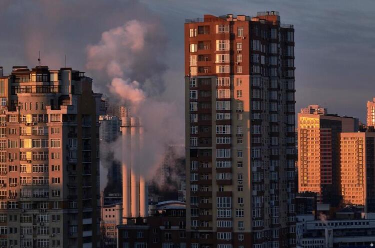 У Києві екстрено відключають від електропостачання Оболонь, Виноградар та ще кілька районів У Києві екстрено відключають від електропостачання Оболонь, Виноградар та ще кілька районів