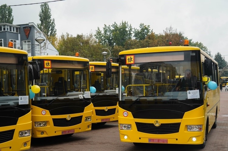 На всі тролейбусні маршрути Києва вийдуть автобуси для економії електроспоживання На всі тролейбусні маршрути Києва вийдуть автобуси для економії електроспоживання