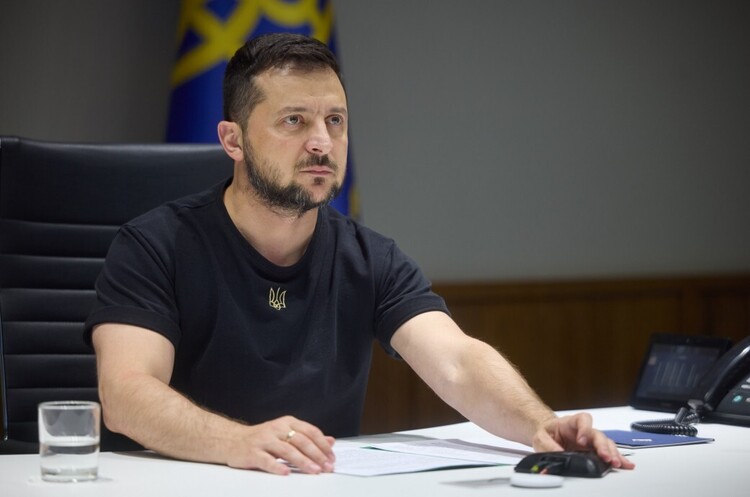 Президент Володимир Зеленський Зеленський підписав закон про реформу аудиторської діяльності