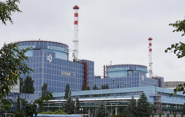 Хмельницька АЕС більше, ніж на 9 годин від'єднувалася від мережі через ракетні обстріли – МАГАТЕ Хмельницька АЕС більше, ніж на 9 годин від'єднувалася від мережі через ракетні обстріли – МАГАТЕ