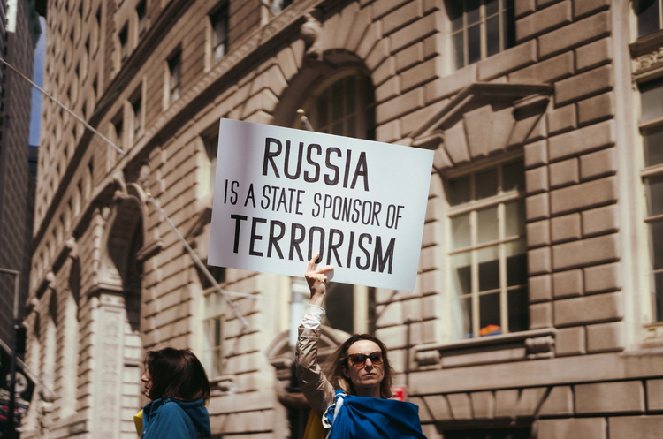 Європарламент узгодив текст резолюції щодо визнання росії державою-терористом
