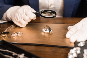 Головний діамант: Україна об'єднала світових алмазних королів проти росії. Західні санкції можуть поширитися й на цю надприбуткову галузь