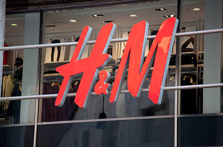 H&amp;M починає масово звільняти працівників, щоб заощадити $190 млн