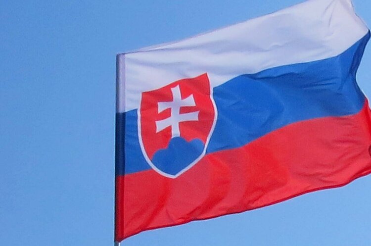 Словаччина передасть Україні майже 300 генераторів до кінця 2022 року – Кулеба