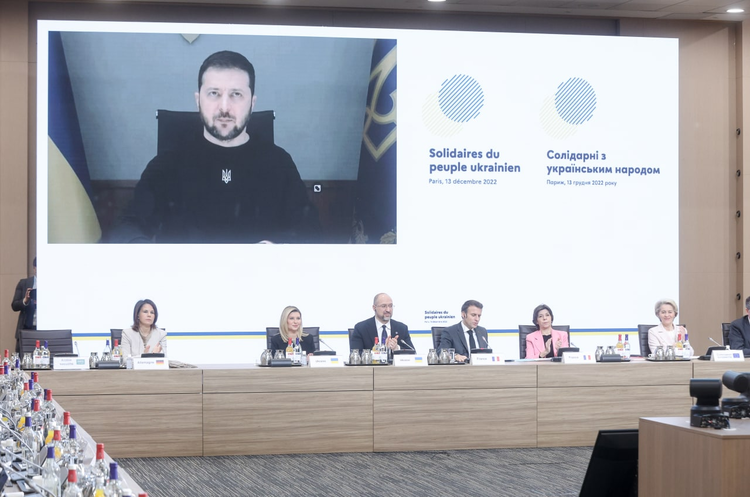 Партнери виділили близько $1 млрд допомоги Україні за результатами конференції в Парижі Партнери виділили близько $1 млрд допомоги Україні за результатами конференції в Парижі