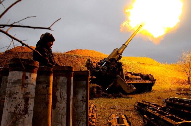 Enemy is focusing his efforts on offensive actions in the Bakhmut and Avdiyivka sectors Enemy is focusing his efforts on offensive actions in the Bakhmut and Avdiyivka sectors