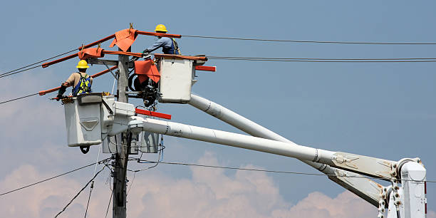 Invaders attacked a power facility in the east Invaders attacked a power facility in the east