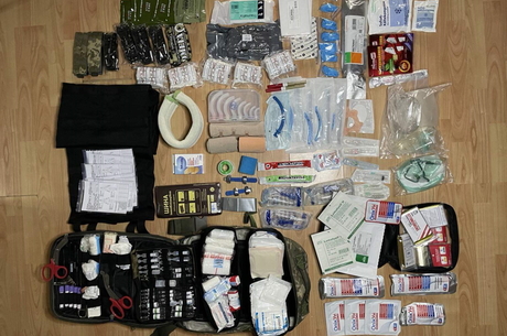 Ukrainian drugs at the front: What can be found in the military IFAKs and medic packs?