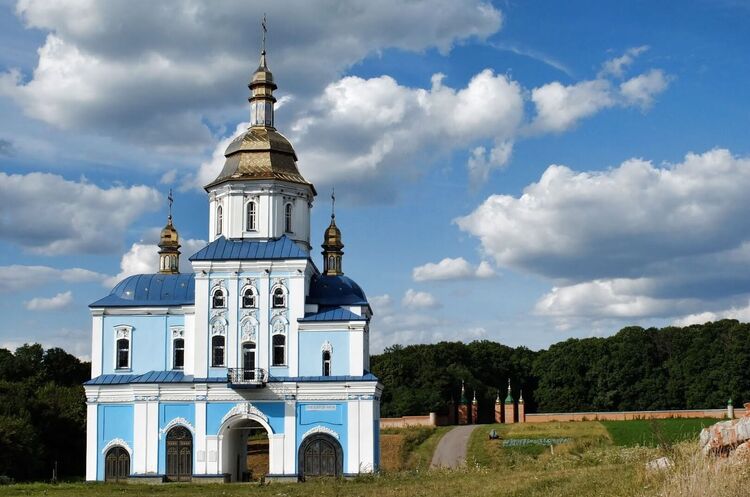 СБУ здійснює перевірку у монастирі УПЦ (МП) на Сумщині СБУ здійснює перевірку у монастирі УПЦ (МП) на Сумщині