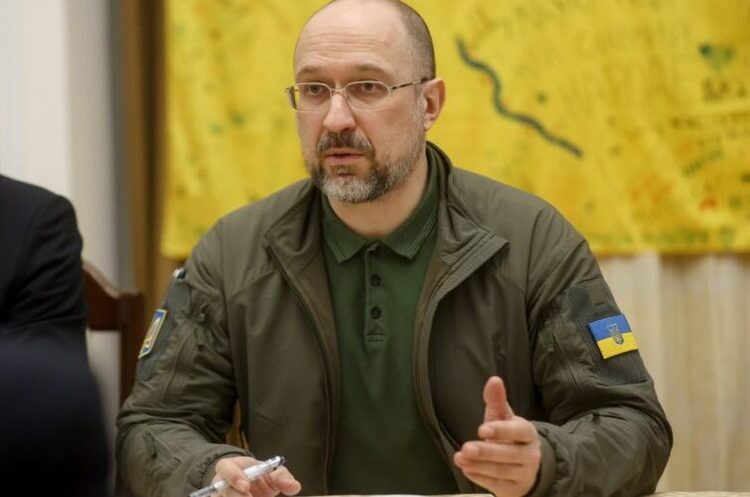Шмигаль: Падіння ВВП України цього року не перевищить 35% Шмигаль: Падіння ВВП України цього року не перевищить 35%