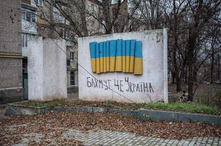 Українські воїни знищили майже 2000 артсистем ворога Українські воїни знищили майже 2000 артсистем ворога