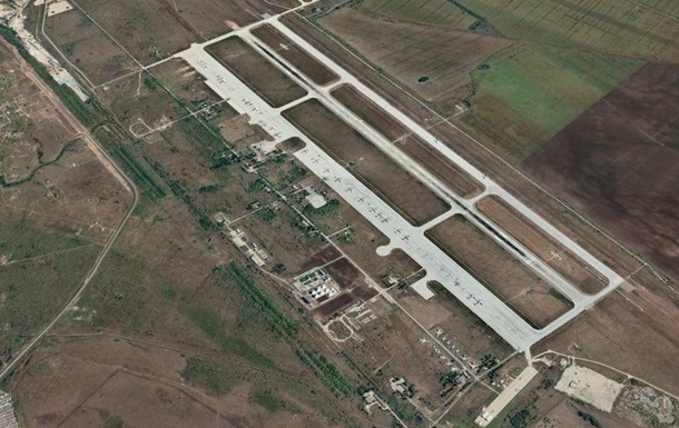 Explosions were heard near the russian airfield in Engels at night Explosions were heard near the russian airfield in Engels at night