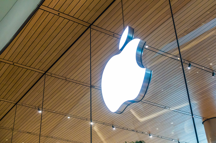 Apple не дозволила адаптувати свої телефони під російські мережі зв’язку Apple не дозволила адаптувати свої телефони під російські мережі зв’язку