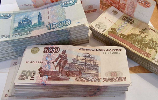 фото DR Російський рубль впав на 3% проти долара під впливом санкцій