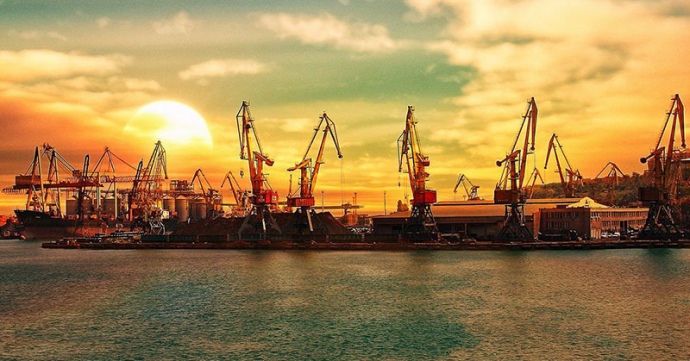 Вантажообіг морпортів цього року становитиме 50,8 млн тонн, що втричі менше за 2021 рік - АМПУ Вантажообіг морпортів цього року становитиме 50,8 млн тонн, що втричі менше за 2021 рік - АМПУ