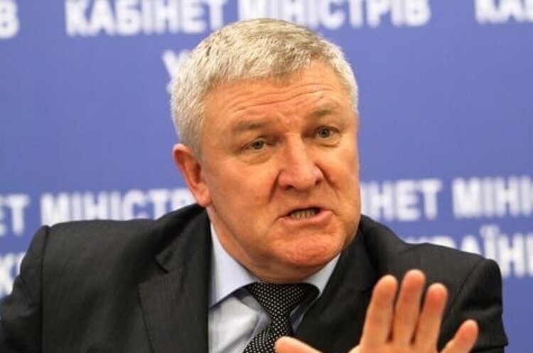 Суд заочно арештував ексміністра оборони Єжеля, який погодив «Харківські угоди» Суд заочно арештував ексміністра оборони Єжеля, який погодив «Харківські угоди»