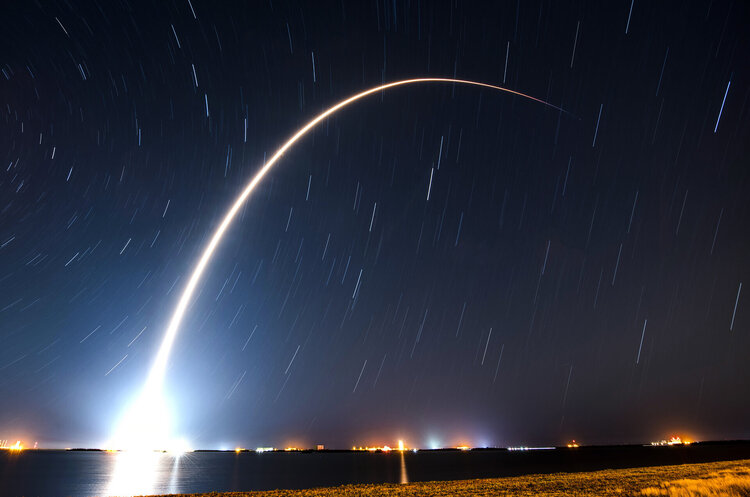 @SpaceX SpaceX здійснила 60-й запуск ракети за цей рік та доставила на орбіту перші супутники Starlink v2.0