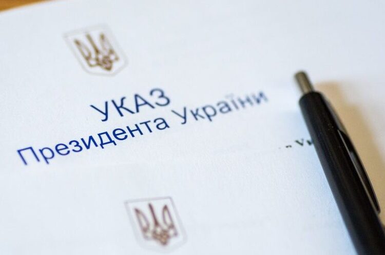 Zelensky deprived Andriy Derkach, Taras Kozak, Renat Kuzmin, and Viktor Medvedchuk of Ukrainian citizenship Zelensky deprived Andriy Derkach, Taras Kozak, Renat Kuzmin, and Viktor Medvedchuk of Ukrainian citizenship