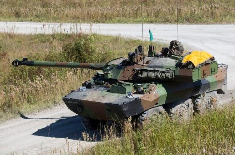 AMX 10-RC Франція має намір поставити Україні легкі танки протягом двох місяців