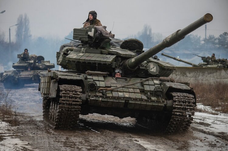 Захисники України ліквідували 870 ворогів за добу Захисники України ліквідували 870 ворогів за добу