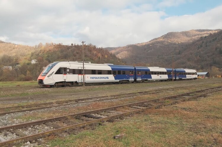 «Укрзалізниця» після 17-річної перерви відновить сполучення з румунською станцією Валя Вішеулуй