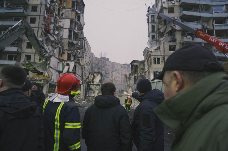 Внаслідок трагедії у Дніпрі 17 осіб залишаються зниклими безвісти Внаслідок трагедії у Дніпрі 17 осіб залишаються зниклими безвісти