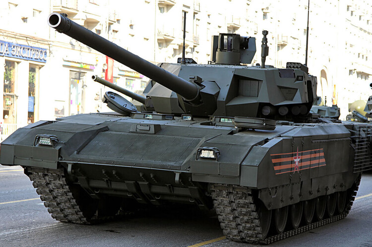 росія збирається відправити на фронт нові танки Т-14 	«Армата»