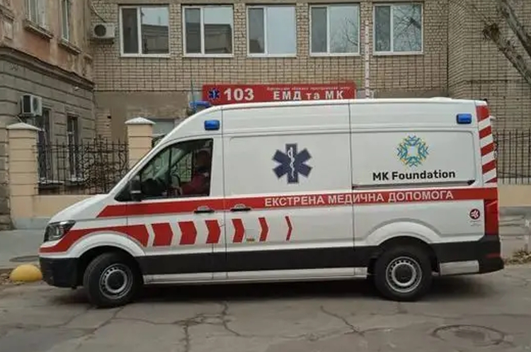 Благодійний фонд передав до Херсону сучасний автомобіль Швидкої допомоги Благодійний фонд передав до Херсону сучасний автомобіль Швидкої допомоги