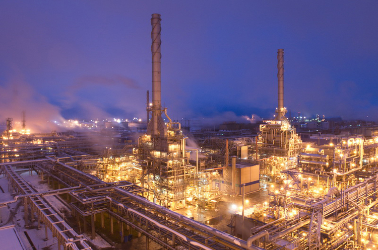 У Білорусі спалахнула пожежа на Мозирському нафтопереробному заводі