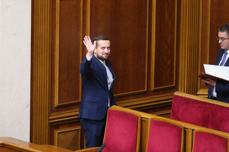 Зеленський підписав указ про звільнення заступника голови ОП Тимошенка Зеленський підписав указ про звільнення заступника голови ОП Тимошенка