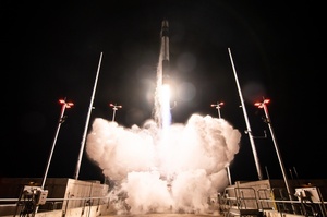 Компанія Rocket Lab запустила три супутники на орбіту