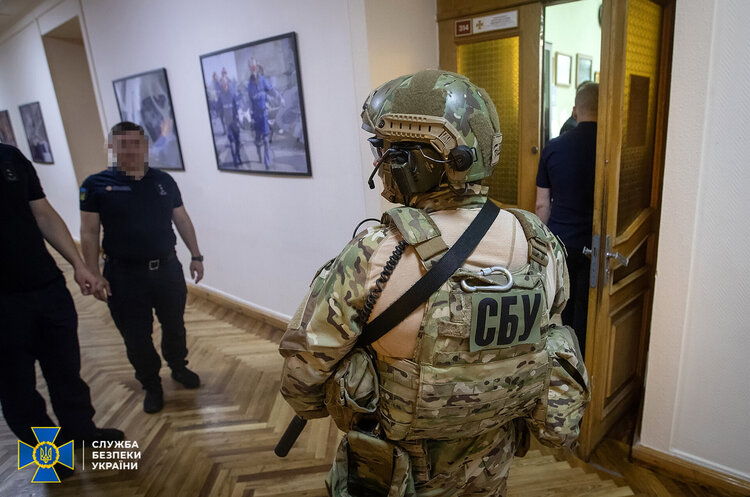 Зображення ілюстративне СБУ оголосила підозру експосадовцю Міноборони в розтраті понад 100 млн грн державних коштів