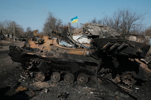 Три сценарії закінчення війни в Україні: один нереалістичний і два компромісні