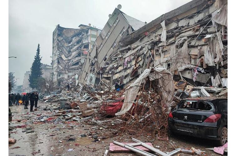Землетрус у Туреччині та Сирії: кількість загиблих сягла понад 2300 осіб