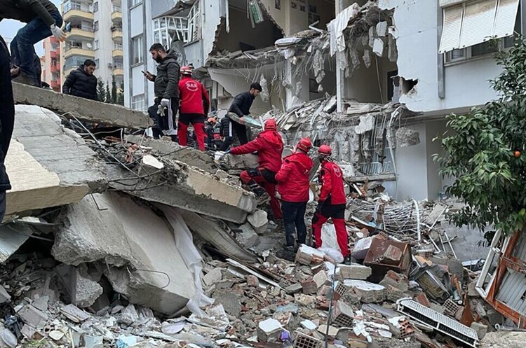 Україна запропонувала підтримку Туреччині після потужного землетрусу – Зеленський
