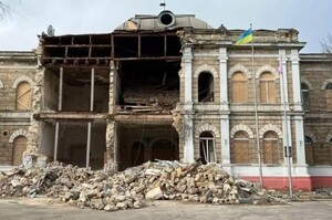 Французький архітектор в Україні створює карту зруйнованих будівель внаслідок війни