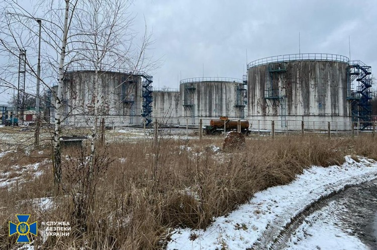 «Укртатнафта» терміново перерахувала в бюджет понад 500 млн грн податків, несплачених колишнім менеджментом – СБУ «Укртатнафта» терміново перерахувала в бюджет понад 500 млн грн податків, несплачених колишнім менеджментом – СБУ