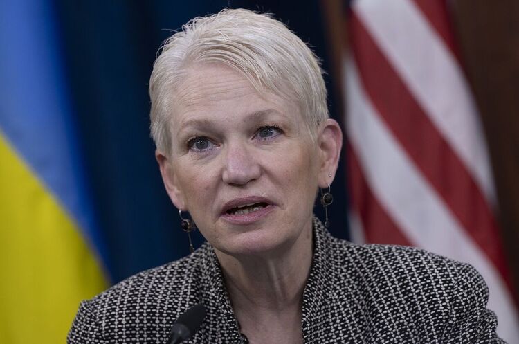 Помічниця міноборони США Селеста Валландер росія зберегла оборонно-промислову базу, але сповільнила виробництво через санкції – Міноборони США